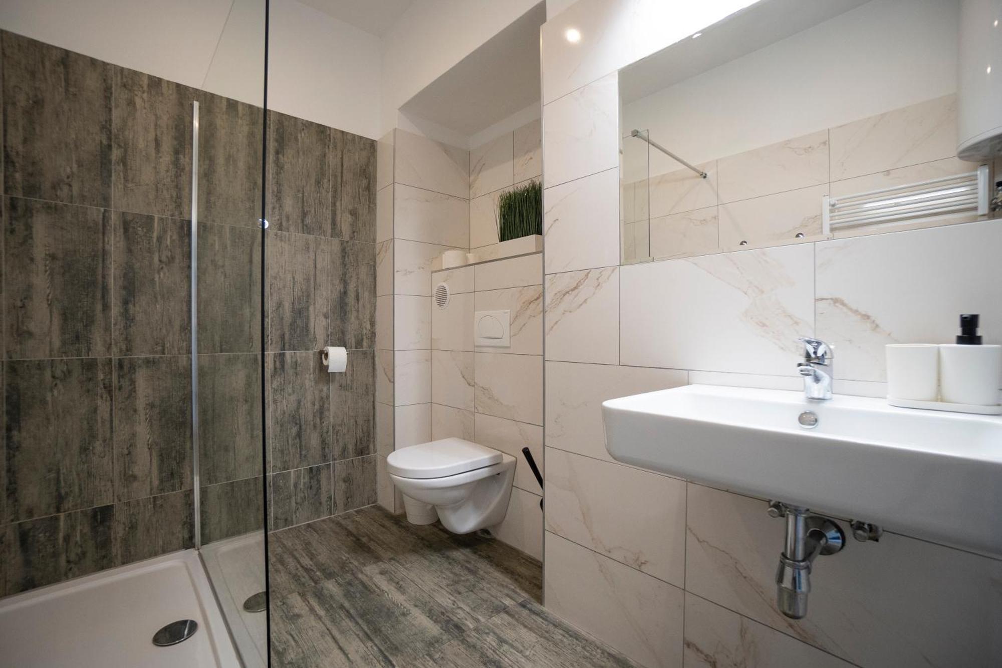 Brand New Renovated Appartment Near Augarten ウィーン エクステリア 写真